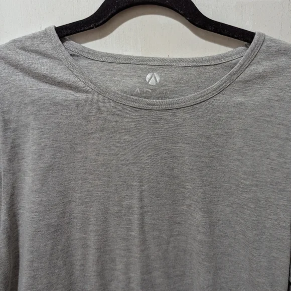 ADAR Universal XL Under Scrub Gray Long Sleeve Shirt - Picture 3 of 5